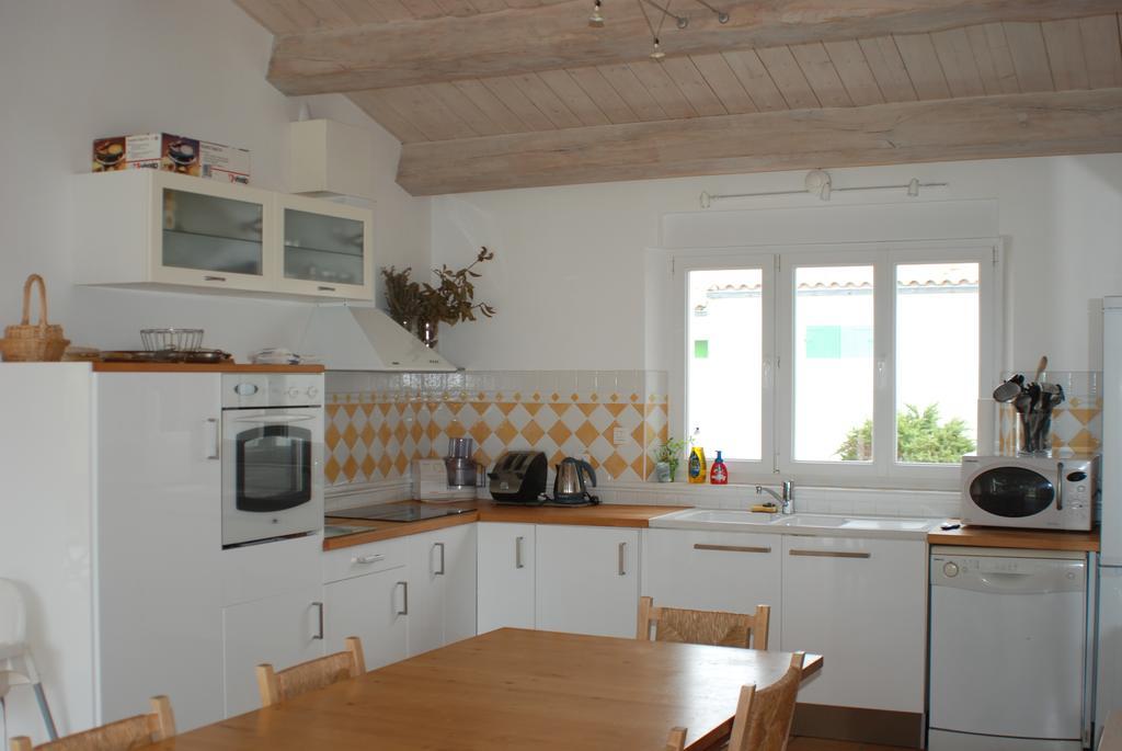 Villas Re Locations Vacances Saint-Clement-des-Baleines Room photo